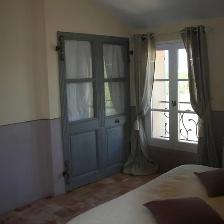 La Bergerie In An Estate With Swimming Pool In The Heart Of The Luberon Nyaraló *