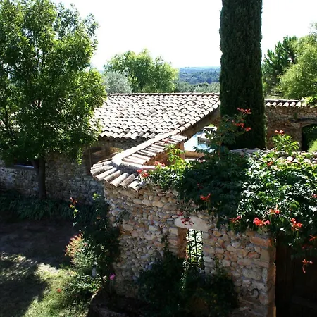 La Bergerie In An Estate With Swimming Pool In The Heart Of The Luberon Valensole
