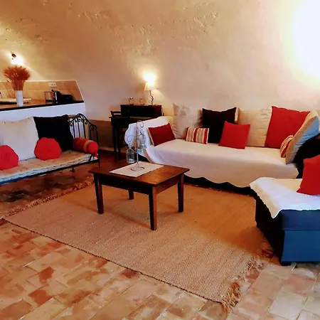 La Bergerie In An Estate With Swimming Pool In The Heart Of The Luberon * Valensole