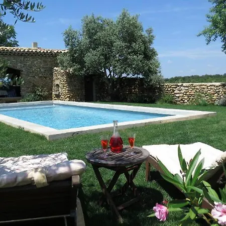 La Bergerie In An Estate With Swimming Pool In The Heart Of The Luberon * Valensole